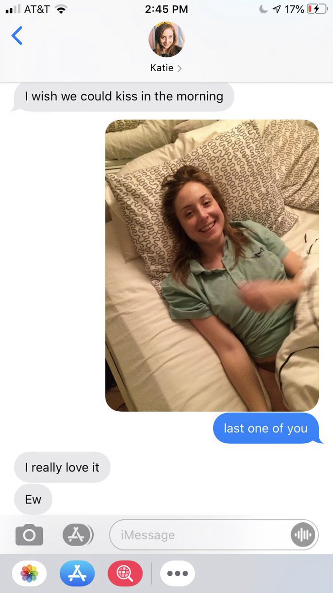 FansGeof's tweet photo. Katie Lewis Manthorne, kid's mom, sent 7500+ of such texts to a man AFTER she alleged he raped/strangled her &amp; DURING his alleged stalking of her. Female judge called Katie a liar to her face, ending 1yr abuse of the judiciary. She has yet to be charged.

Johnny Depp Amber Heard https://t.co/l3yNVdbqjm