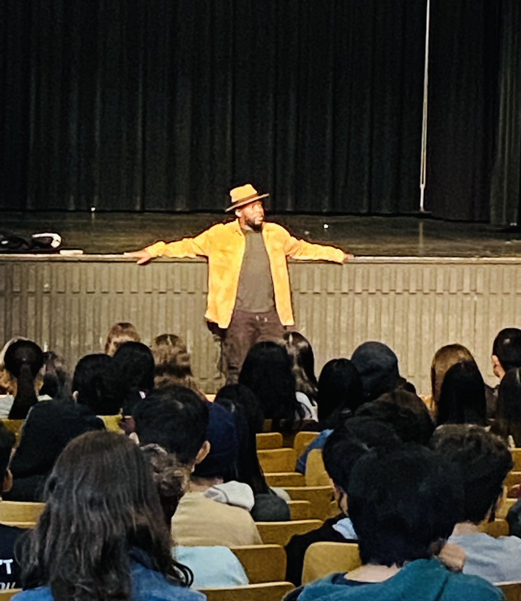 Grateful to have <a href="/aj_megaman/">Aj MegaMan</a> presenting to our 8s &amp; 9s today. Life stories + dance = engaged students hearing the message; embrace diversity &amp; appreciate all cultures. <a href="/VSB39/">Vancouver School Board</a> <a href="/vsblearns/">vsblearns</a> #DiversityIsOurStrength #WarriorsREACH