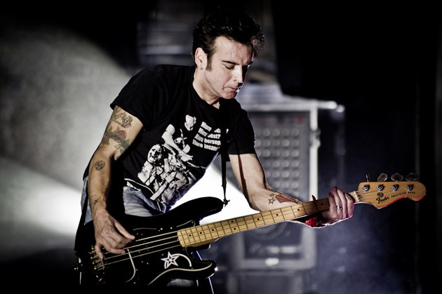 Happy Birthday to the one and only Simon Gallup!!! 
