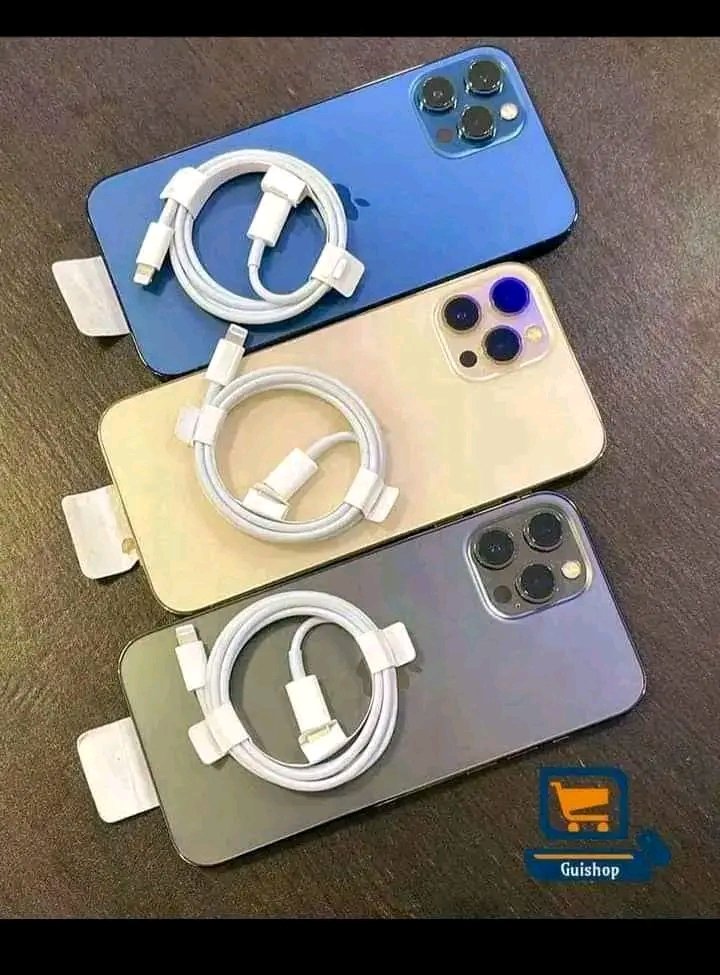 I want one of his phones that will pay for me God richly bless the person   ((( je veux un de se téléphone qui va payer pour moi que Dieu bénisse richement la personne