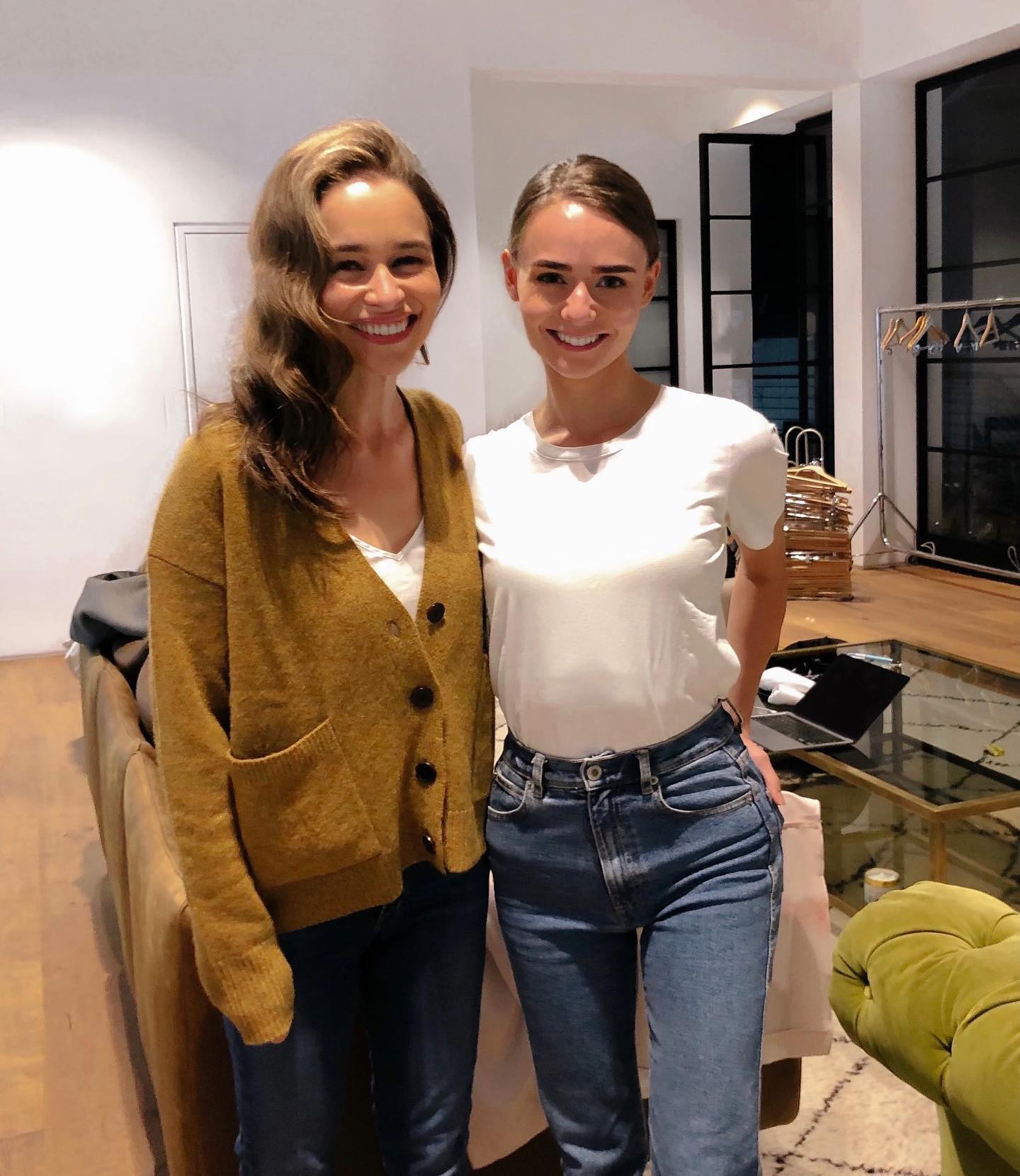 Leolulu'S Leaked Photo Sparks Emilia Clarke Comparison On Twitter - hdur7va