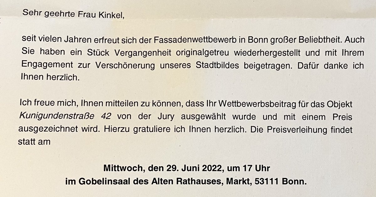 DanielaKinkel's tweet photo. Welch‘ große Freude! Meine @Turmstation Kunigunde wird beim #Fassadenwettbewerb der @BundesstadtBonn mit einem Preis ausgezeichnet. Danke für die Einladung zur Preisverleihung am 29.6., liebe @katjadoerner.🙏Freue mich riesig! 
#Upcycling #Turmstationliebe https://t.co/rk20OCG90x https://t.co/aibRsxIi3E