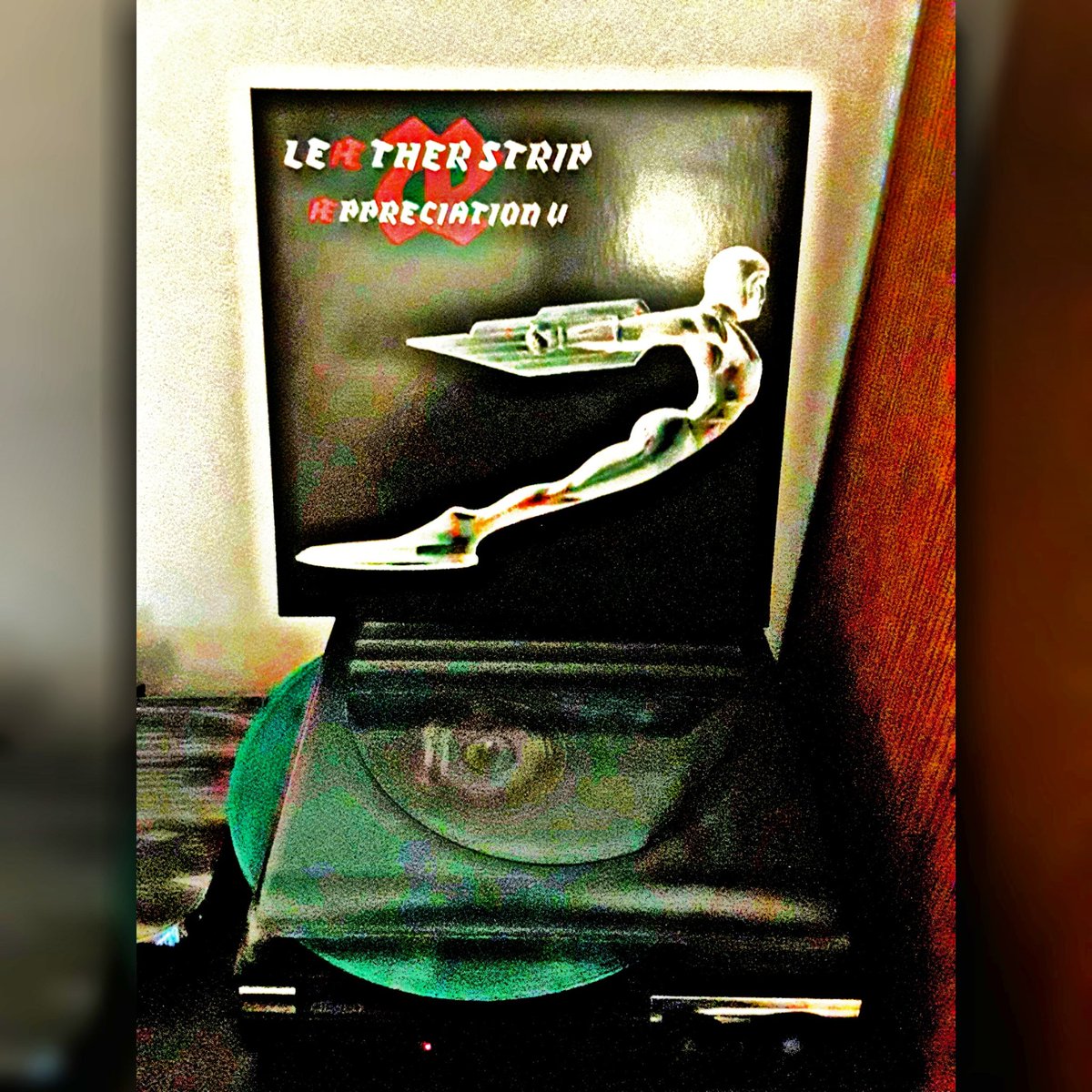 DoktorZayus's tweet image. Replay before work @Leaether_Strip @CleopatraRecord #leaetherstrip #nowplaying🎧 #mexicanradio #vinylcollection #ebm #industrialmusic #vinyl #wbw #thechauffeur