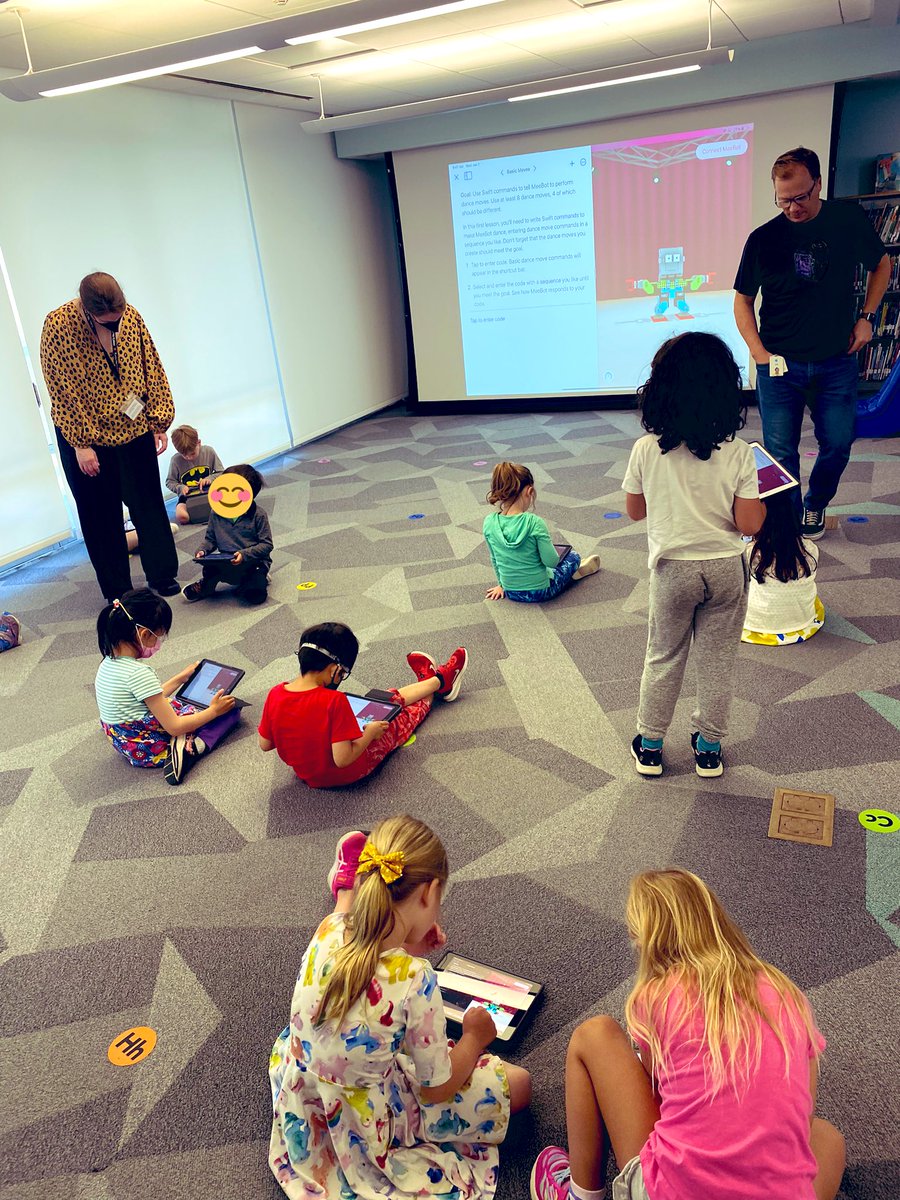 KaEnglert1's tweet image. We had so much fun this morning at the DG #CodingCarnival !! Thank you @MzParadiso and @AppleEDU for helping us with coding our meebots and watching them groove!🎶 #WeareChappaqua #GrowwithGrafflin
