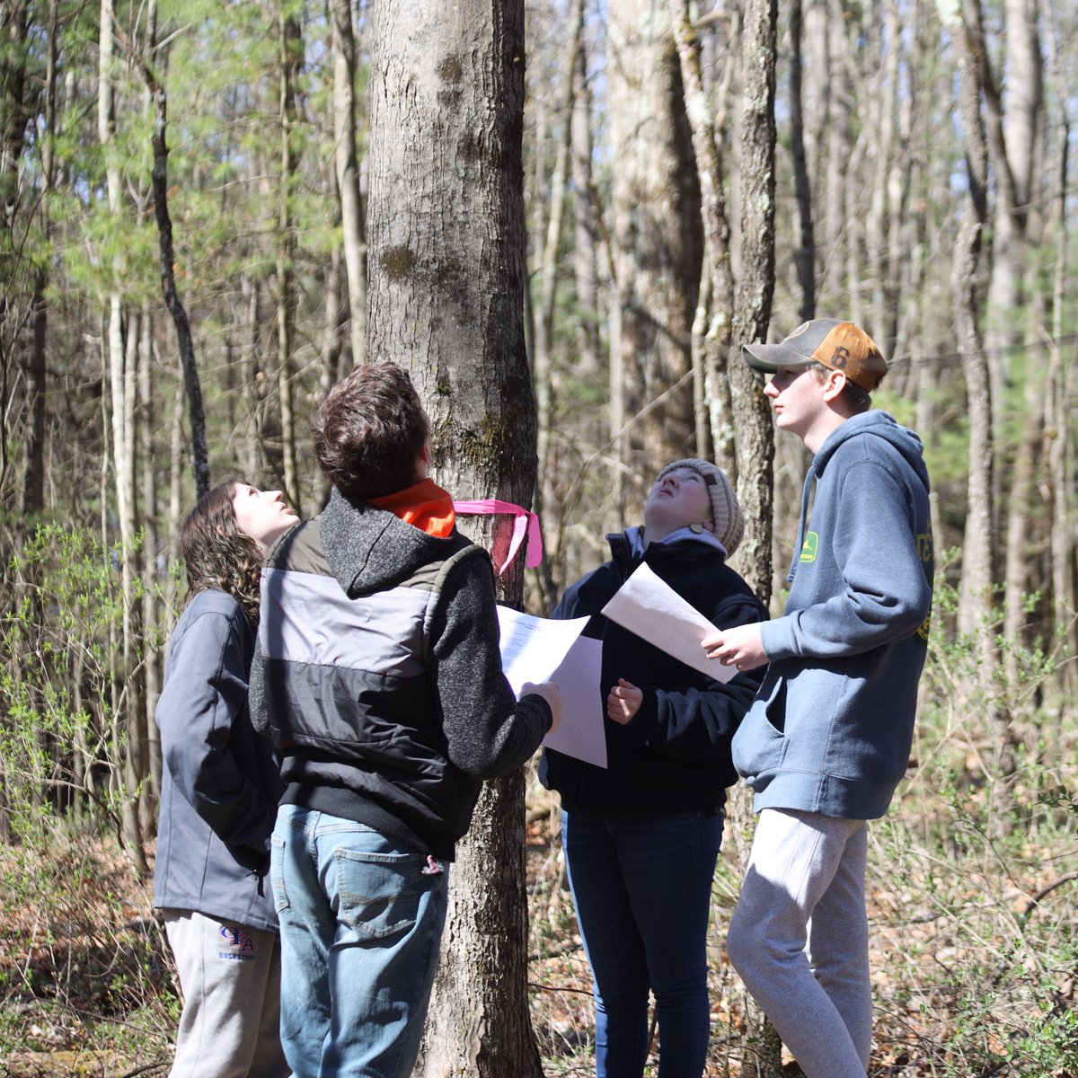 ErikaKalgren's tweet photo. It's been a moment - but we're proud to share that we took two amazing teams to compete in Envirothon this Spring.  Owego Red Team won $100 for their presentation on Waste Management &amp; placed 4th in Tioga County!  Can't wait to watch these teams grow.  @OAUpdate @forrest_m40 https://t.co/OjsQWZuZwY
