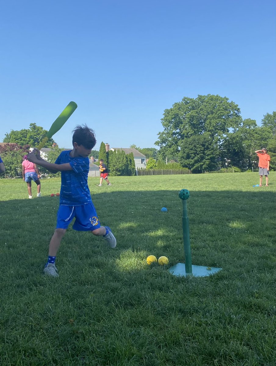 Miss my coaching days but so happy to share my love of baseball/softball with our little eagles 🦅 #elempe #outdoorpe