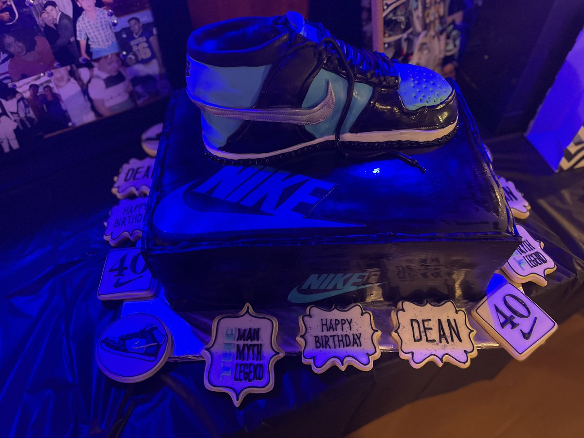 Dean_er | Sneaker Heads tweet media