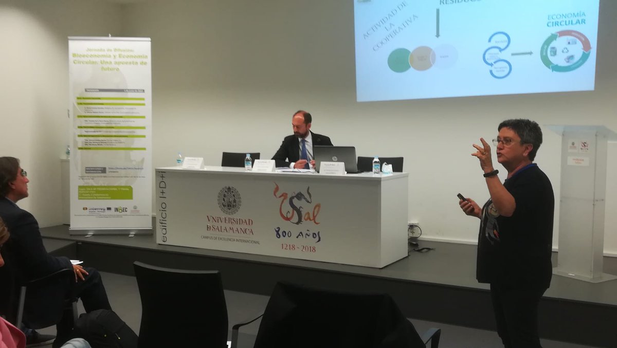 porsiete's tweet photo. Hoy, Pilar Rodríguez, Presidenta de Porsiete
ha participado en la jornada de difusión:
"Bioeconomía y Economía Circular. Una apuesta de futuro"
Desde la Mesa de Experiencias en Bioeconomía y Economía Circular.
#Interrreg #Inbec #Usal https://t.co/XUgfFdF0S4