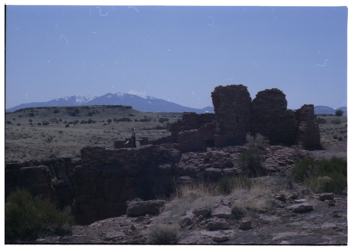 NARiverside's tweet photo. June is the start of summer as well as when #schoolsout. It's family vacation time! This family was having a blast at #Wupatki National Monument in #Arizona, ah, when all we had to worry about was going on vacations with our parents! @NPSArcheology says don't climb on the ruins! https://t.co/7uH4gdcJNZ