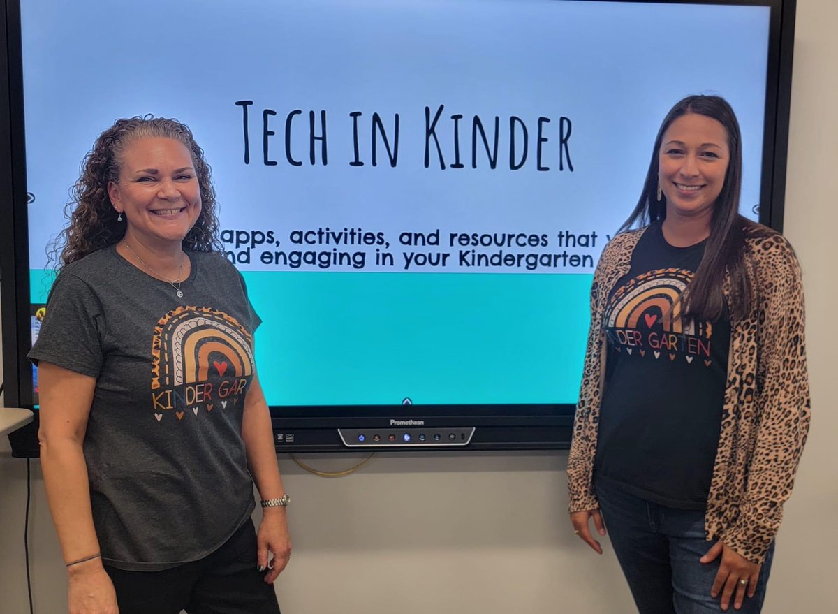 Got to present ‘Tech in Kinder’ with <a href="/Hansons_Hive/">Delainie Hanson💛🐝🖤</a> today <a href="/gccisd_edtech/">Goose Creek CISD Educational Technology</a>  #techXpedition   <a href="/Kahoot/">Kahoot!</a> <a href="/ChatterPixIt/">ChatterPix</a> <a href="/Seesaw/">Seesaw</a> <a href="/PlayOsmo/">Osmo</a> #Tiggly #Touchtronic #AppleClassroom  <a href="/SquarePandaEdu/">Square Panda</a> and so much more!