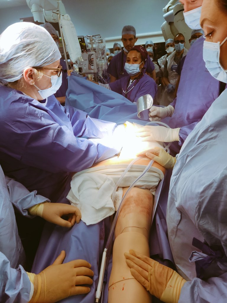fitzcaoimhe's tweet photo. Great realism and immersion with this model covered in drapes in OT1 on loan today to @MaterTrauma, high standards @MiroVoborsky @RCSI_SIM @QuinnZeenat @vickymeighan Simman needed a good theatre scrub after this #interprofessionalsimulation #highfidelitysim https://t.co/bMUaUroZX6