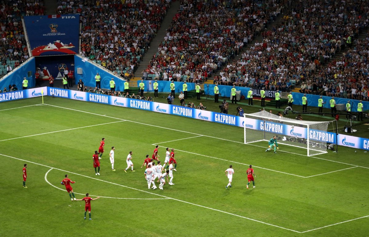 IlRMAIl's tweet photo. اليومم العوده مع الافضل بالتاريخخخ ❤️❤️
#matchdayyy https://t.co/XVflUwRokN