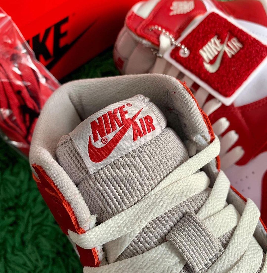 JustFreshKicks tweet media