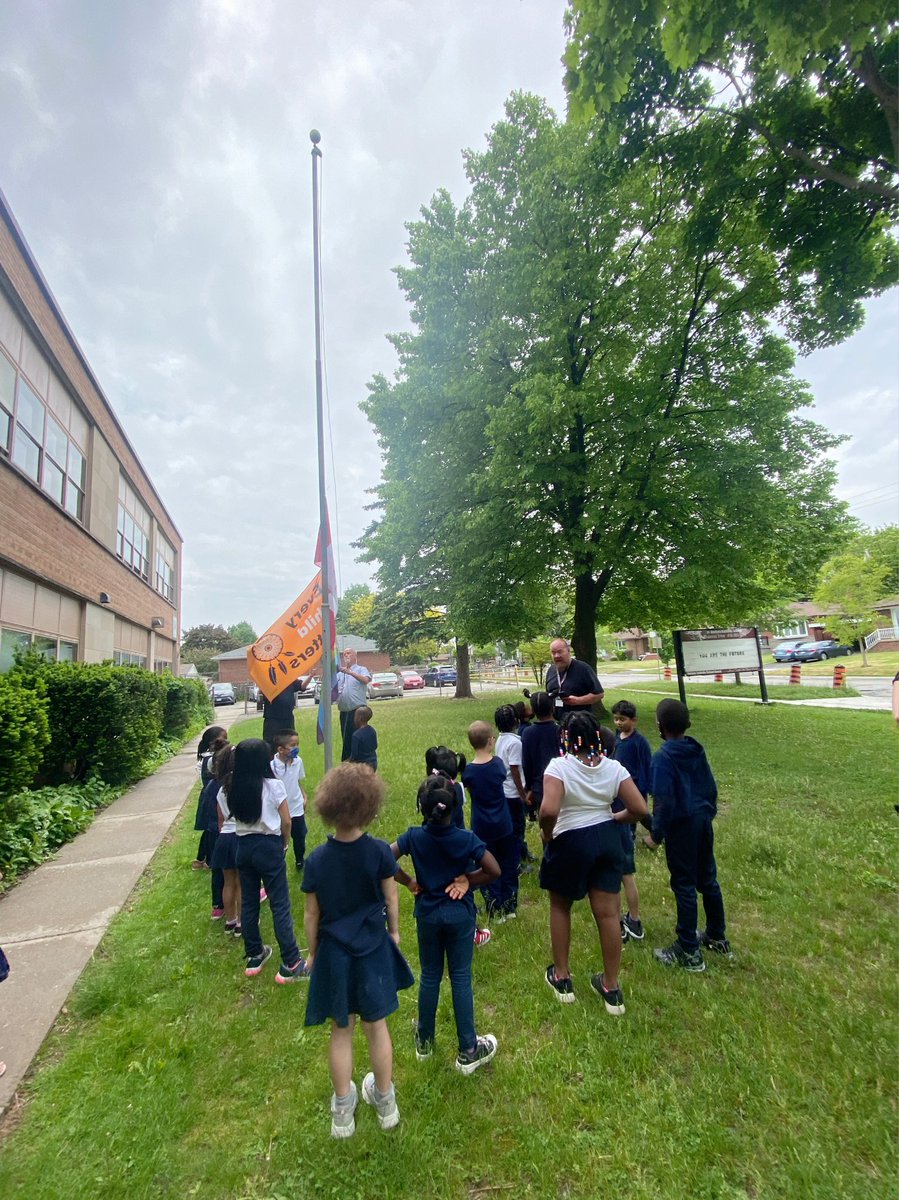 This afternoon #stbarbkinders took part in the rainbow 🏳️‍🌈 flag raising to celebrate 🎉 #PrideMonth
<a href="/ms_e_reiser/">Elizabeth Reiser</a> <a href="/Ms_NSarra/">Ms. Sarra-Di Rienzo</a>
<a href="/stbarbara_tcdsb/">St. Barbara TCDSB</a>