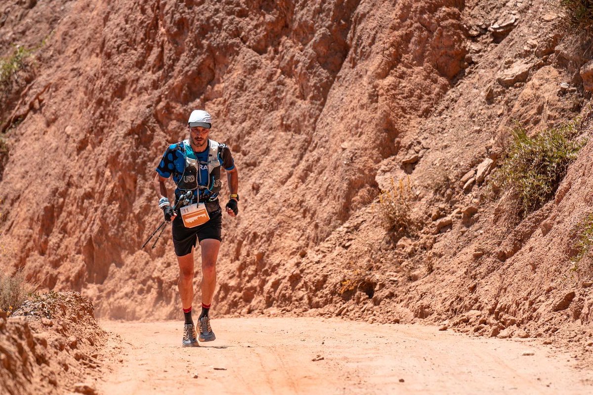 Ya están las primeras fotos en la galería de Alejandro Mingorance. Podéis verlas, aquí: flickr.com/photos/1300661…