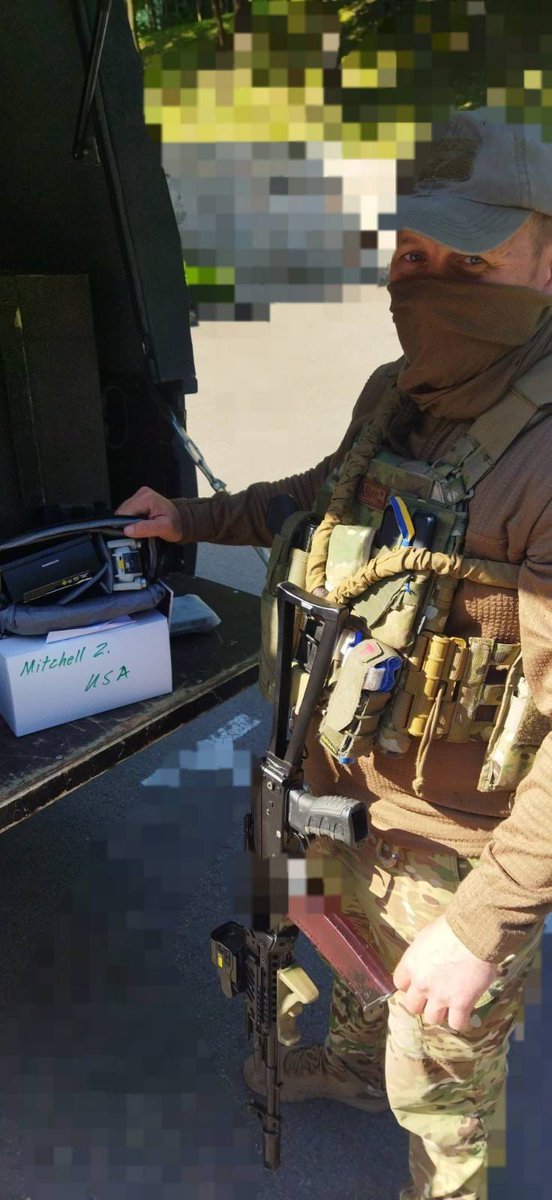 FightBack4UA's tweet photo. The drone in this picture will significantly reduce many of the dangers this soldier faces daily. These #heroes in #Ukraine need your help NOW.  Donate at https://t.co/7Upuhss2J7 like and share to spread the word. #fightbackforukraine
Retweet to help the message spread! https://t.co/1WhYTQKbAx