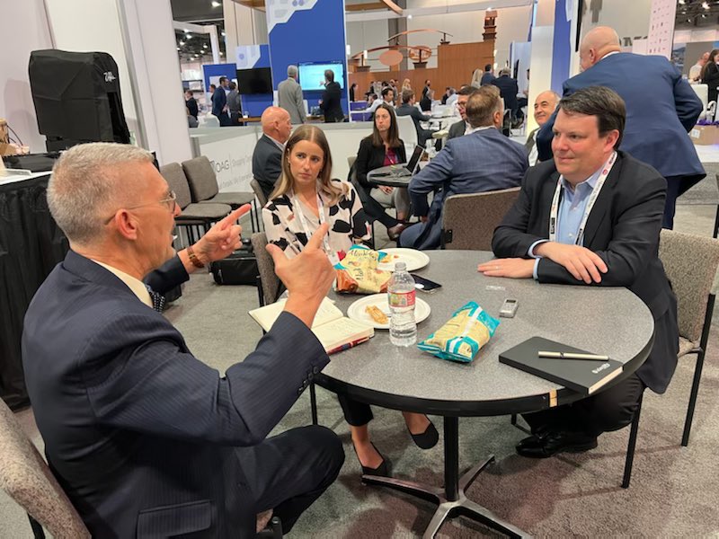 Rach_Bone's tweet image. Had a blast meeting my out-of-state real estate clients &amp;amp; retail real estate editor friends at #ICSC in Vegas last week! #ICSC2022 #RealEstatePR