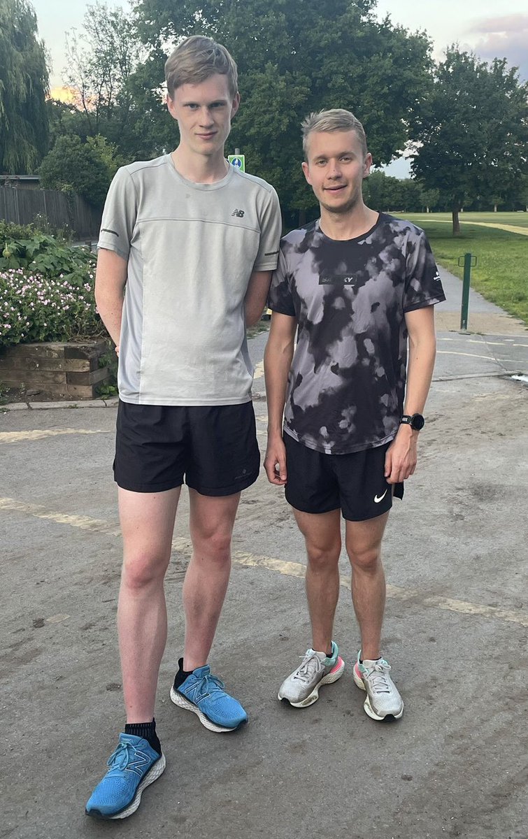 Great Night of 1500s <a href="/HercWimbledon/">Hercules Wimbledon AC 💛❤️</a> pbs for <a href="/SuttonDistAC/">Sutton & District AC</a> Aaliyah 5:15, Rafferty 4:34, Adam 3:57, sb Tom 4:54. Pbs also for <a href="/CoventryGodiva/">Coventry Godiva Harriers</a> Penny 4:49 &amp; <a href="/harrierscroydon/">Croydon Harriers</a> <a href="/JamesHancock97/">James</a> 3:54 Well done all &amp; thanks to volunteers &amp; supporters