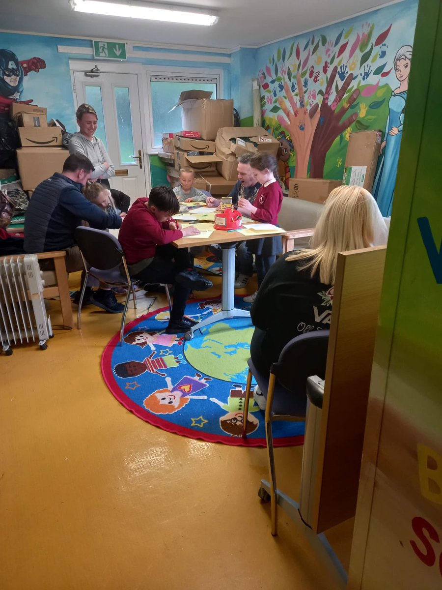 Our Street Works project started work with our partners <a href="/arkhousing/">Ark Housing</a> designing and planning for a new sensory 🪴 garden at moyard house, children and parents working hard today!#youth #community #family