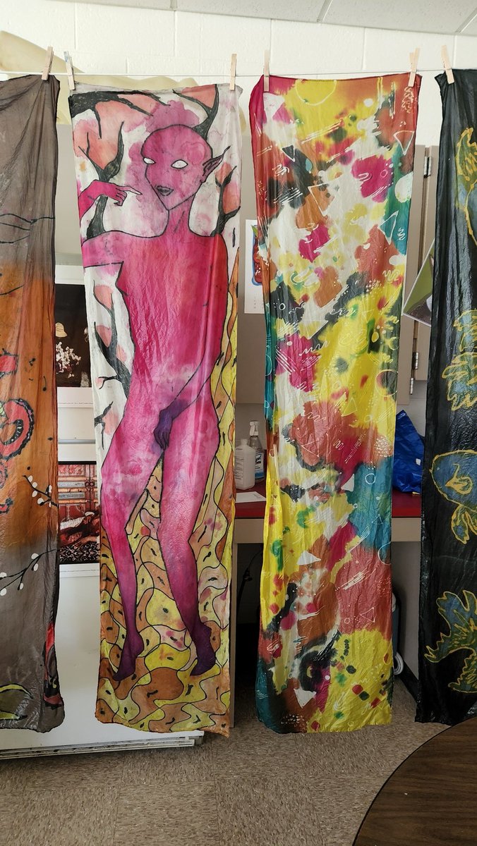 dr_angryfossil's tweet image. Never say never, but today was likely my last day as a classroom teacher after 22 years. We went out with a bang with these amazing silk scarves by my #APArtHistory students made, each inspired by the art we studied thisnyear!  @CreativeKidsSCS @SCSMsPrice #WeAreDPS
