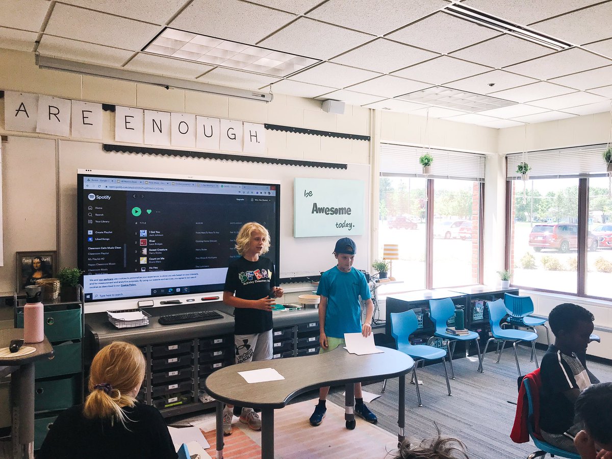 chelsea_roekel's tweet image. S’s took over and planned their lessons to be “teacher for a day.” We had how to ride a horse, coding, origami, Pokémon card design, bracelet making, how to throw different pitches, and all about the Somali culture! #mckinleystrong #owatonnaproud #studentautonomy