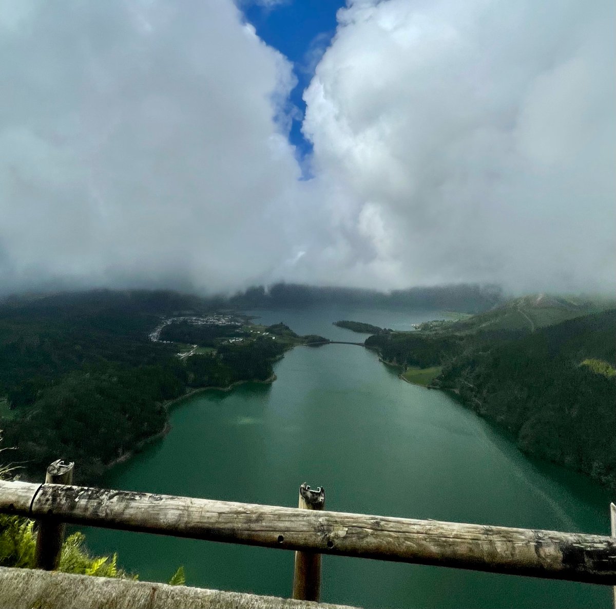 dikketienes's tweet photo. 😍 waited two years for this! #azores https://t.co/qCmzICb5UF