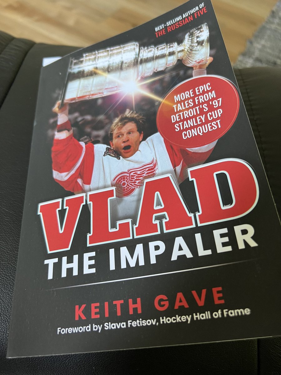 jdriver22's tweet photo. Thank you @KeithGave! Excited to read this book. #russianfive #northernmichiganseniorexpo #hockey #redwings https://t.co/HIGLLdugD0