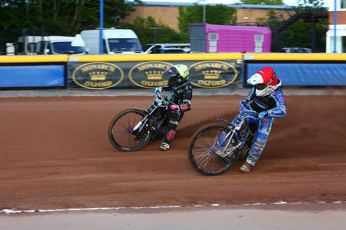 OxfordSpeedway's tweet photo. RESULT 🏁
Oxford Chargers 5️⃣0️⃣
Plymouth Centurions 3️⃣9️⃣
💪What a performance and result‼
#Oxford #Speedway https://t.co/mFBvsW9Anz