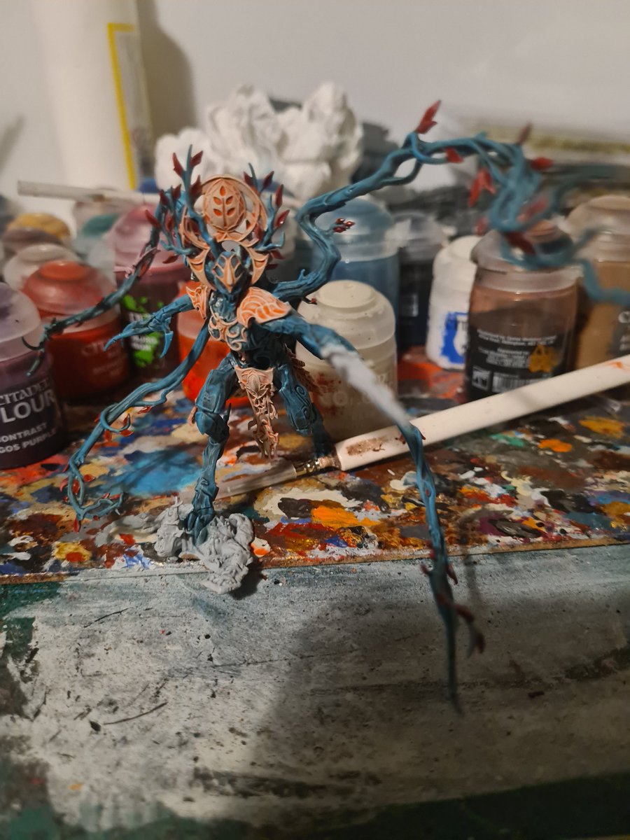 Making progress on the Lady of the Vines. Really happy with it so far. #ageofsigmar #sylvaneth