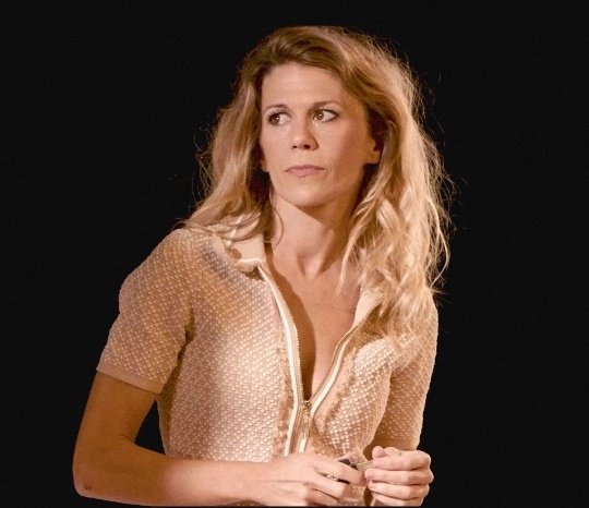 🏡Una vez, Una casa
📍Sala Ultramar, Valencia
📆 2/3/4/5 junio - 20:00h.
youtu.be/oF8Cns9xJX0 (entrevista de cuando Una Vez, Una casa estuvo en la Sala Off).