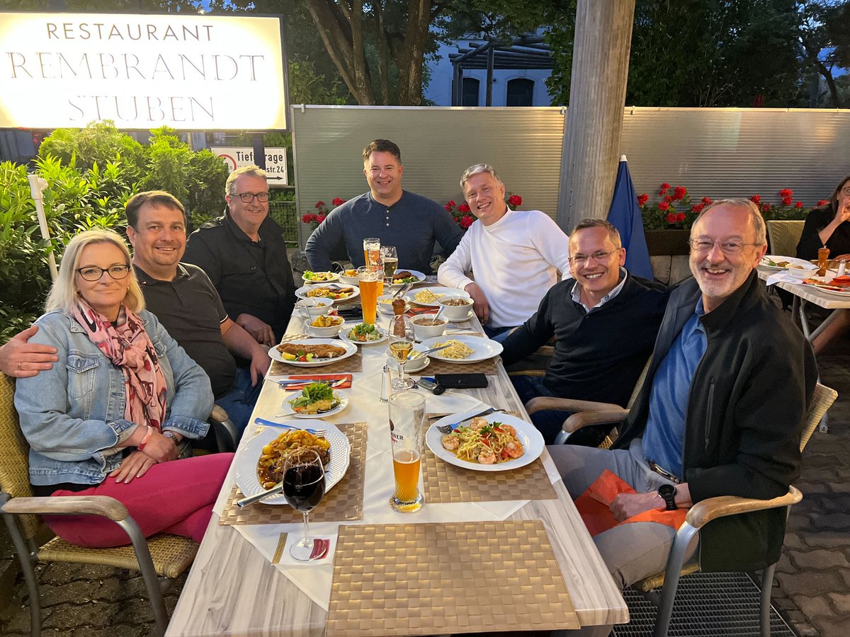 quanergy's tweet image. #LogiMat2022 is in full swing and our team is looking great!  

#LiDAR #teamworkmakesthedreamwork #industrial