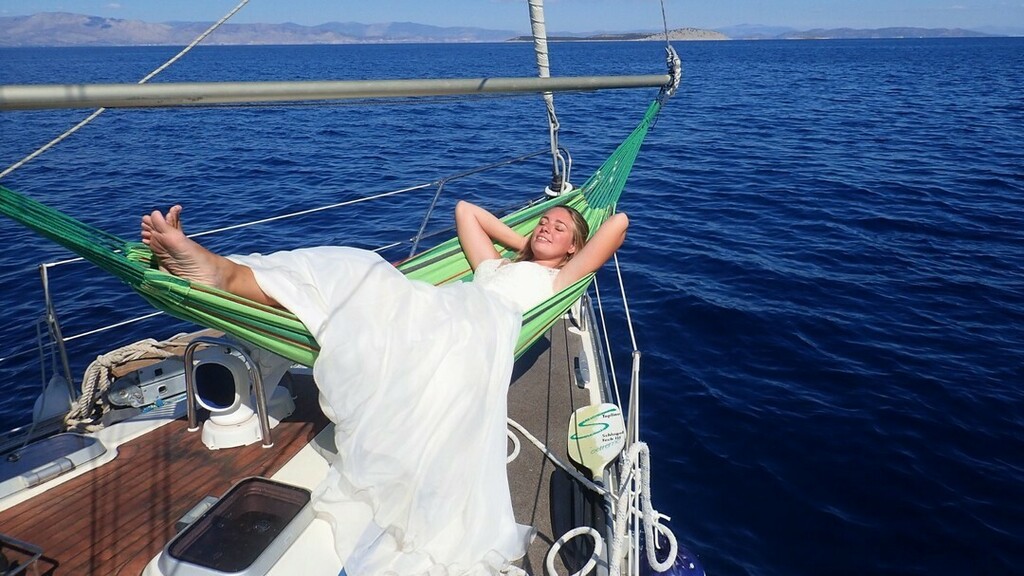 mirela_iepurela's tweet photo. The bare necessities of life will come to you
.
#sailingpuzzle #sailinggreece #trashthedress #wedding #bride #weddingphotography #weddinginspiration #bodas #weddingdress #weddings #weddingphotos #postboda #weddingideas #trashthedressshoot #instawedding #… https://t.co/d8um6YYVd4 https://t.co/1AAeyw5mGI
