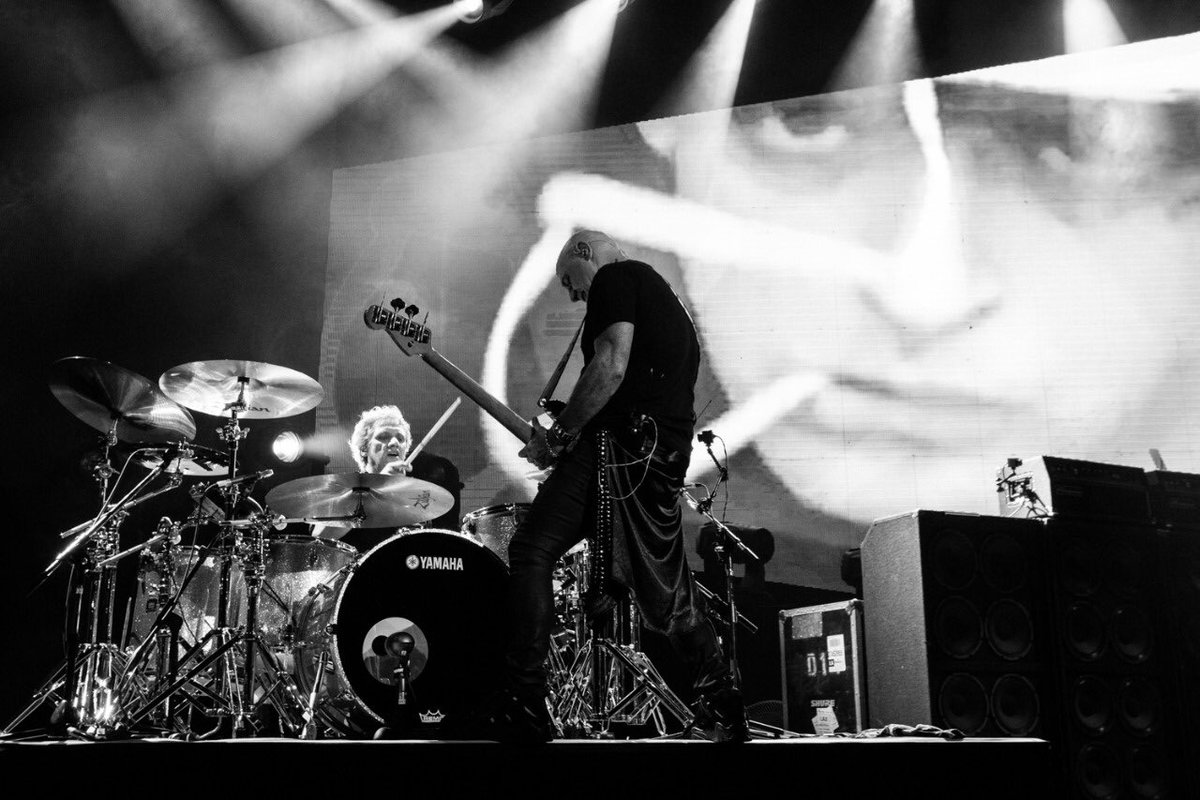 ¡Nos vemos mañana, Panamá! 🇵🇦❤️
.
.
#SodaStereo #Panama #GraciasTotales