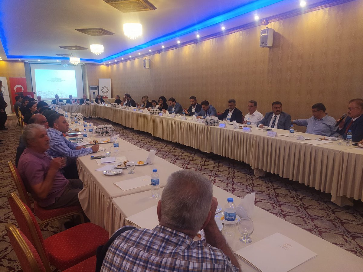 Sosyal Politikalarda 7 Bölge 7 İl Projesi kapsamında Mardin Valimiz Sn.Mahmut Demirtaş ın ev sahipliğinde, Cumhurbaşkanlığı Sosyal Politikalar Kurulu Başkan V Prof Dr.Sn.Vedat Işıkhan Çalışma ve Sosyal Güvenlik Bakan Yardımcısı Kurul Üyesi  le katılım sağladık