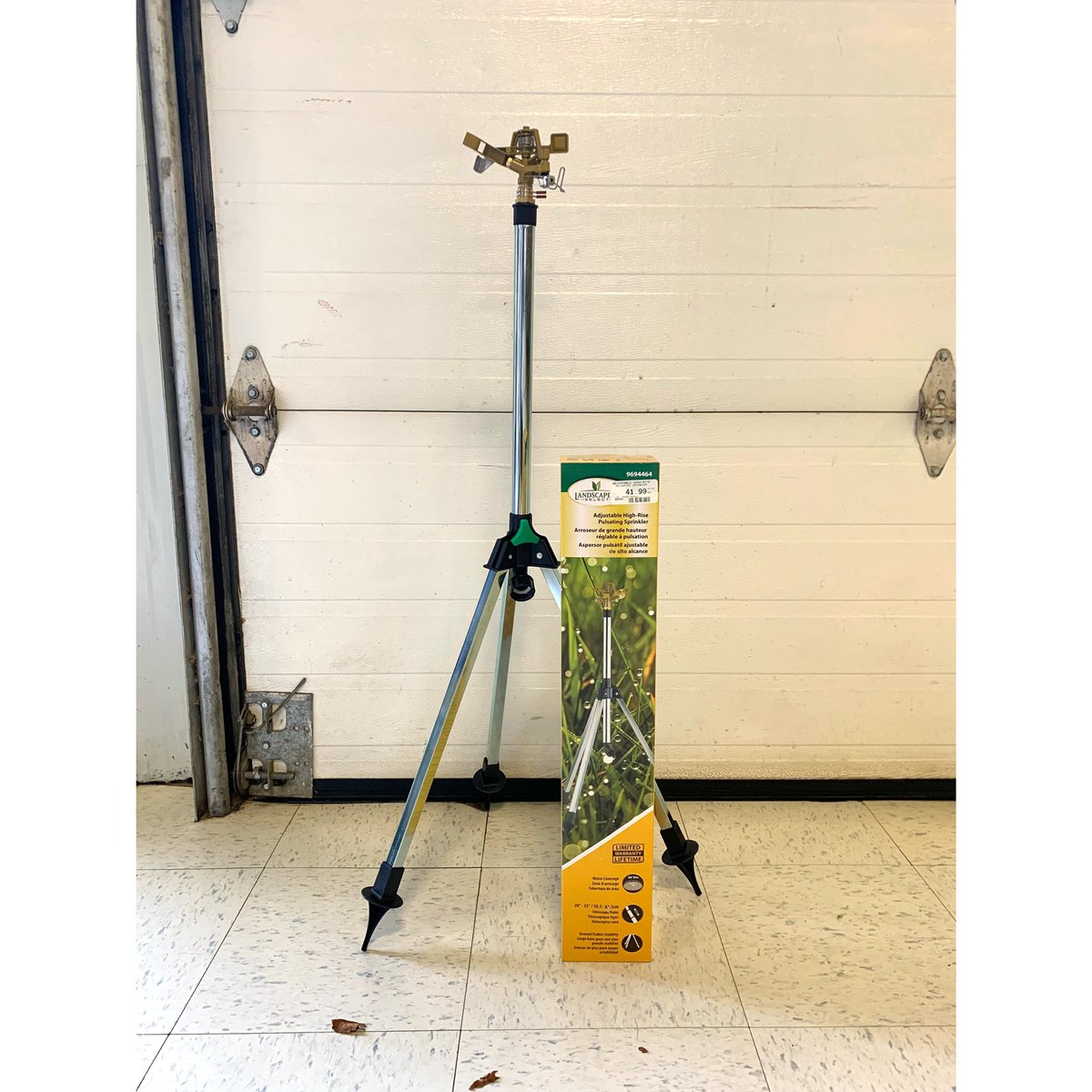 We now have High-Rise Pulsating Sprinklers in-stock! Water coverage of up to 60’ in diameter, poles adjust from 20”-33”, and the sprinkler head can be adjusted to make a full or partial circle! 🏡💧🌳#shoplocal #countyofnewell