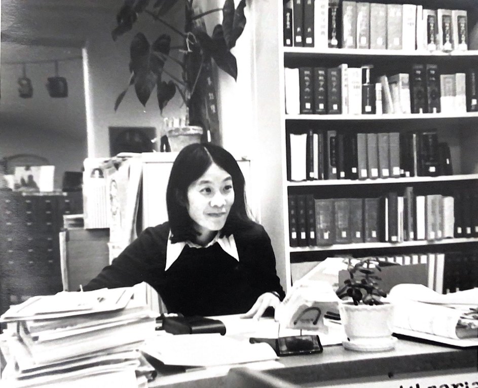 Judy Yung papers open for research

The collection documents Yung’s roots in San Francisco’s Chinatown, her advocacy and research on the Angel Island Immigration Station, and her dedication to promoting the voices of #ChineseAmerican women.

library.stanford.edu/blogs/special-…