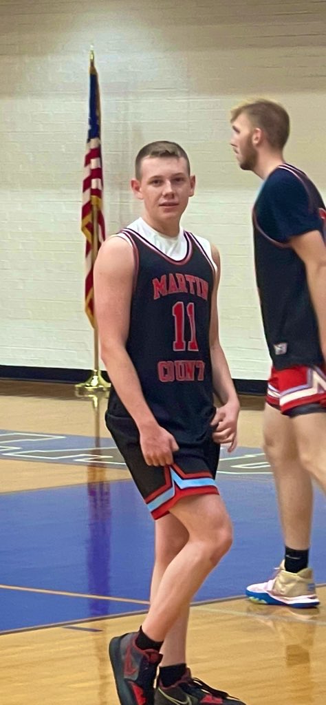 DDSportsNetwork's tweet photo. Two of the 15th Regions elite defenders went at each other this afternoon is Summer ball action and both showed why they are the best at what they do. Martin Gounty PG/SG @pgballer11 does it with strength &amp; I.Q while Shelby Valley’s @Brown12Chaz does it with length &amp; athleticism! https://t.co/BC67Egs5CF