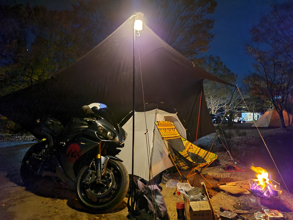 NURAYASIKI's tweet photo. バイク乗ったりキャンプしたり着物着たり甲冑着たりオート三輪で屋台したりしてる通称変なやつです https://t.co/4q3pnufdBl