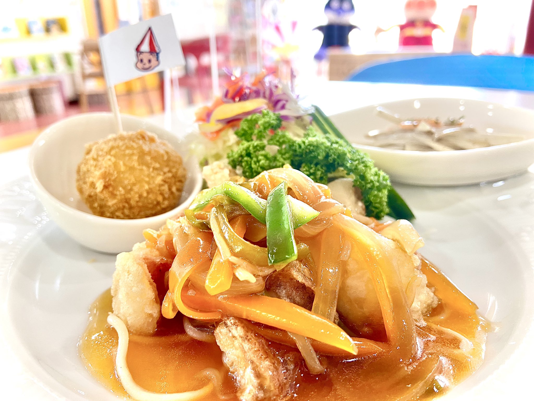 キノブタ店長 ボートレース大村2日目 キノブタ本日の日替りランチは 赤魚の甘酢あんかけです 大村産野菜たっぷりあんが最高です 今日も元気に頑張ります Omuraboat 大村産 地産地消 大村ランチ 大村テイクアウト 大村グルメ 大村カフェ キノブタ店長 ボートレース大村2日目 キノブタ本日の日替りランチは 赤魚の甘酢あんかけです 大村産野菜たっぷりあんが最高です 今日も元気に頑張ります Omuraboat 大村産 地産地消 大村ランチ 大村テイクアウト 大村グルメ 大村カフェ