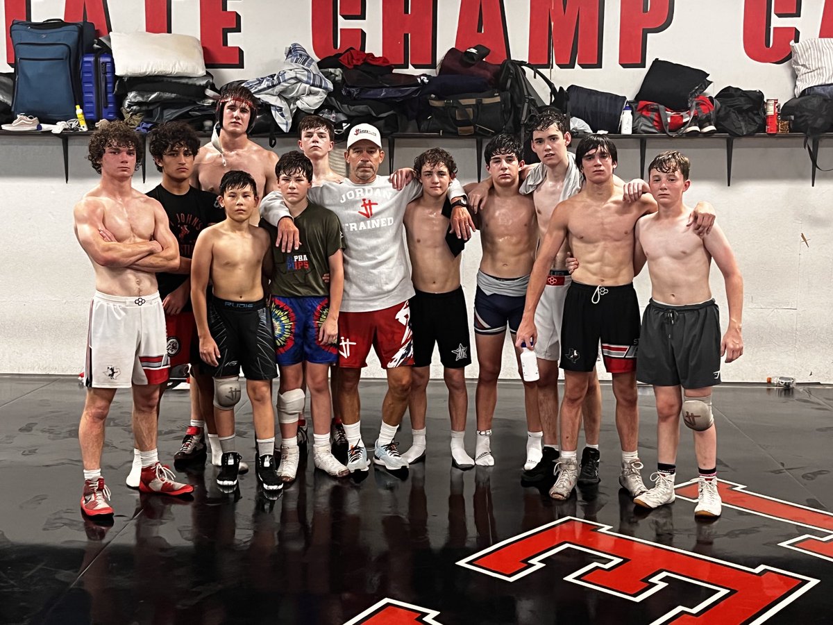 Coach_APaul's tweet image. 1st week of summer!!!
Video Games and swimming pools?
Not for the Maverick Mat Men… they are putting in work with ⁦@rambo_jordan⁩..at the State Champ Camp!!