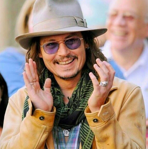 CULTOmagic's tweet photo. Johnny Depp knows about justice and hats. These are great hats, but how about one in the name of peace? #AHatForPeace #PanamaHat #ComingSoon #Ukraine #BlockChain #JohnyDepp https://t.co/LLWz4gjq5b