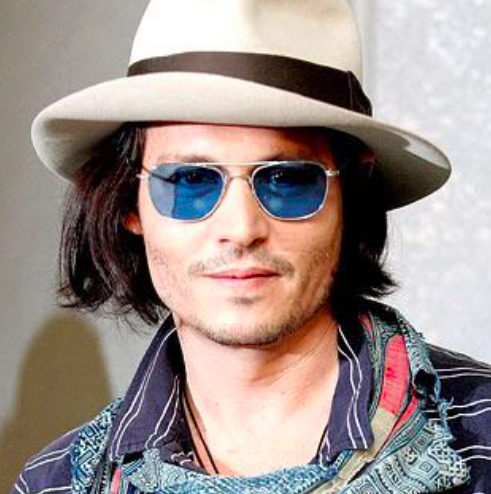 CULTOmagic's tweet photo. Johnny Depp knows about justice and hats. These are great hats, but how about one in the name of peace? #AHatForPeace #PanamaHat #ComingSoon #Ukraine #BlockChain #JohnyDepp https://t.co/LLWz4gjq5b