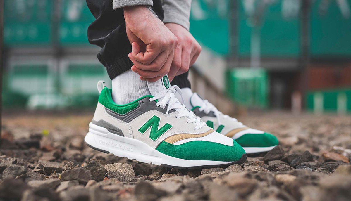 RedWineKind11's tweet photo. Who y’all got in the finals? #Celtics or #warriors ?
#997H #newbalance https://t.co/iC2oMX22pK