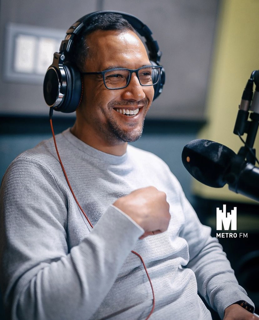 METROFMSA's tweet photo. #HappyBirthday @owenhannie !!! 🎉

The team wants to know from you, what do you think would be the perfect birthday gift for Owen? #WakeUpOnMetroFM https://t.co/VL9kA89GcO