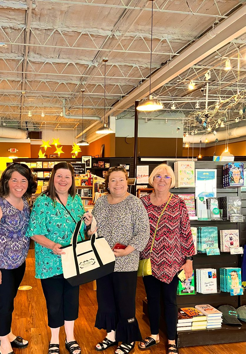 𝒩𝑜𝑒𝓁𝓁𝑒 𝒮𝓂𝒾𝓉𝒽 tweet media