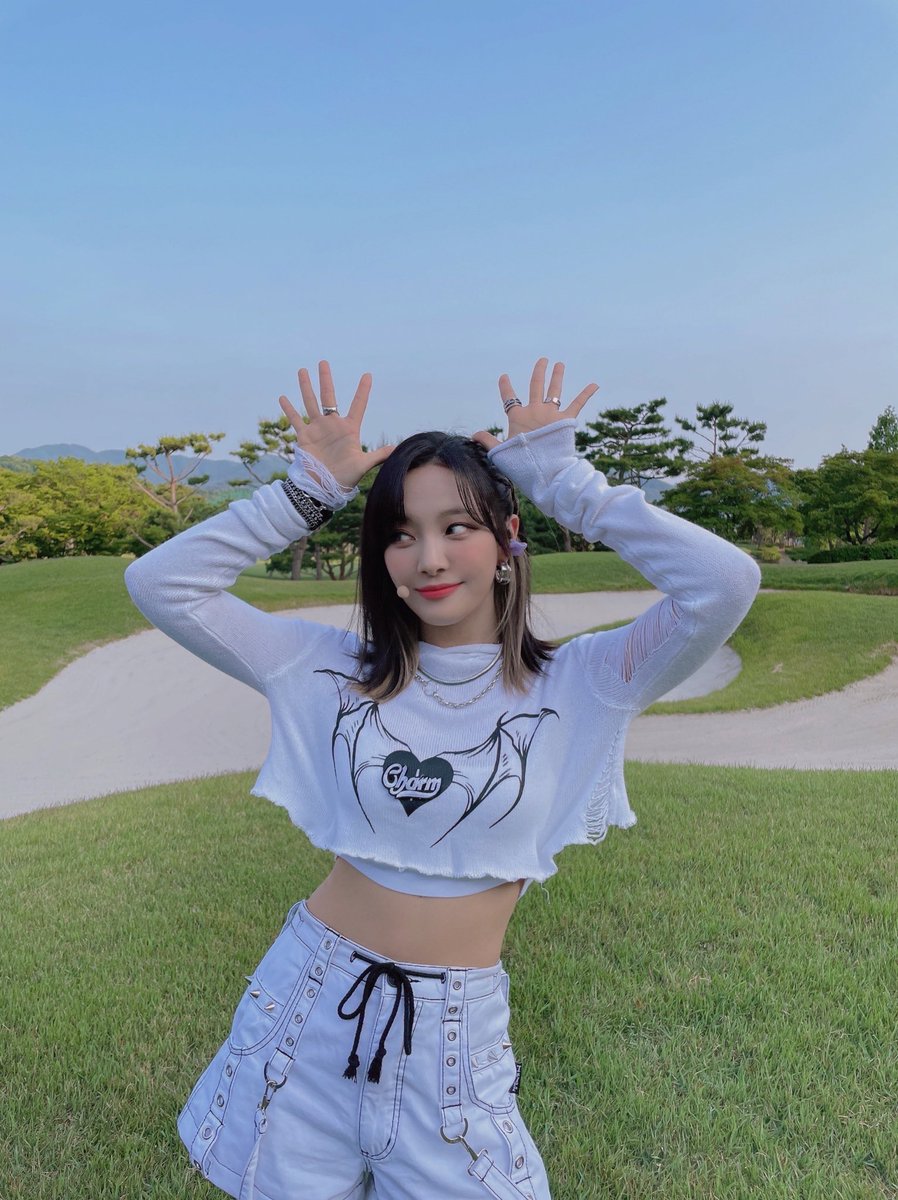 1110OCLOCK's tweet photo. [🗓] #BILLLIE_WEEK 

#MOONSUA #문수아 #ムンスア #MOONDAY #BILLLIE #빌리 #ビリー #BELLLIEVE https://t.co/H8fIZHKhUx
