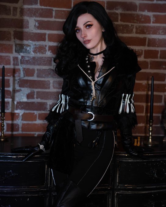 Yennefer of Vengerberg🖤 https://t.co/IT4me75kfK