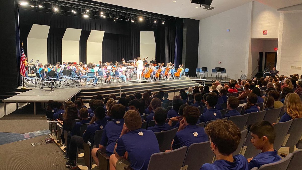 It was a great night of music at the WP Pyramid Orchestra Pops Concert tonight!! Bravo!! 🎶💙 #PantherPride @PrincipalBarker <a href="/NewsSandburg/">Sandburg News</a> <a href="/theWPboard/">West Potomac HS (we/they/them)</a> <a href="/WestPoOrchestra/">WPHS Orchestra</a> <a href="/StratfordBands/">Stratford Landing ES Band</a> <a href="/FortHuntES/">Fort Hunt Elementary</a> <a href="/GrovetonES/">Groveton ES</a> <a href="/BelleViewES/">Belle View ES</a> <a href="/waynewoodes/">Waynewood Elementary School</a> <a href="/HollinMeadowsES/">Hollin Meadows</a> <a href="/BucknellElem/">Bucknell Elementary</a> <a href="/HyblaValleyES/">Hybla Valley ES</a>