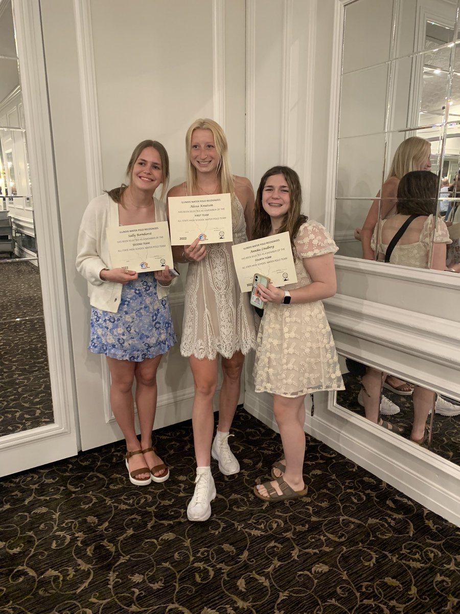 herseygirlspolo's tweet photo. We got to celebrate our 3 All State athletes tonight! Another shoutout to Annika (‘23), Sally (‘22), and Alexa (‘22) for an outstanding season! 🤽🏽‍♀️🧡 @ILLWaterPolo @HerseyHuskies @District214 https://t.co/d75Jt711fB