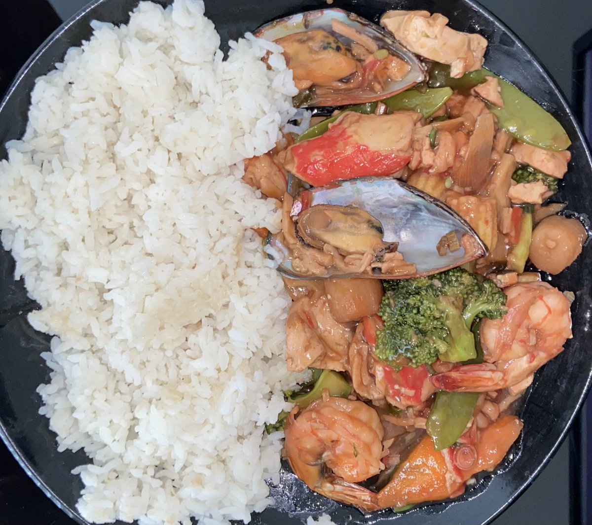 SP__1994's tweet photo. #Dinner #Seafood 🍤 https://t.co/4ThztPIGeI